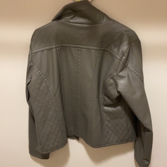 gray jacket - Picture 2 of 2